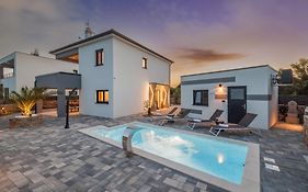 Villa Stanic